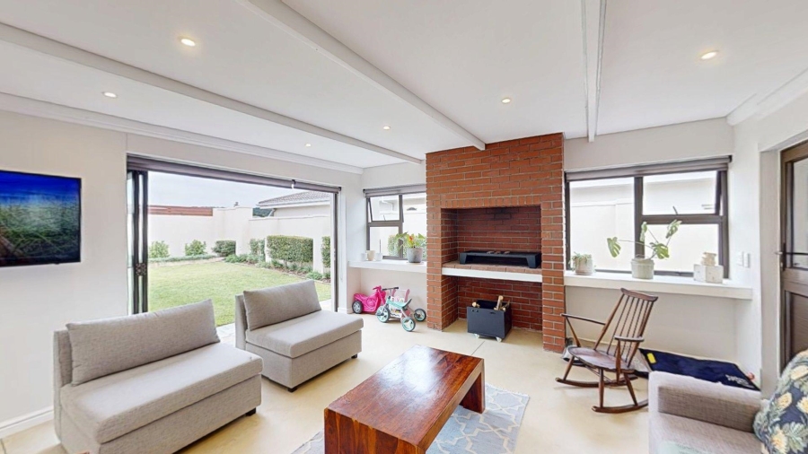 3 Bedroom Property for Sale in Lovemore Park Eastern Cape